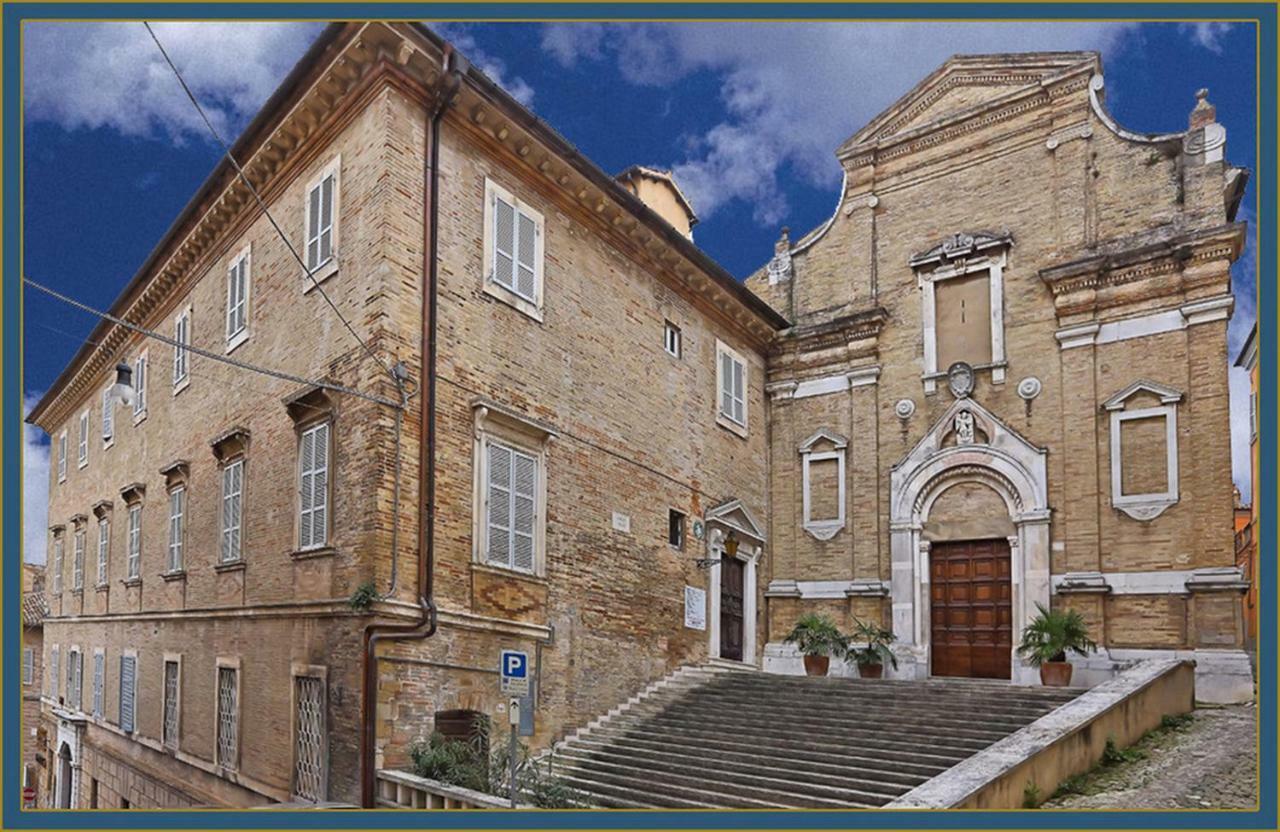 فيرمو Appartamento A Palazzo Vinci المظهر الخارجي الصورة